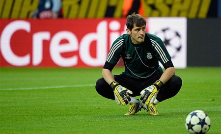 Casillas también en unos Predator Lethal Zones amarillos